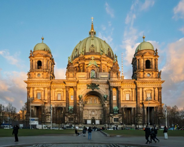 Sargsicherung im neu sanierten Berliner Dom: Sicherheitstechnik für die Hohenzollerngruft